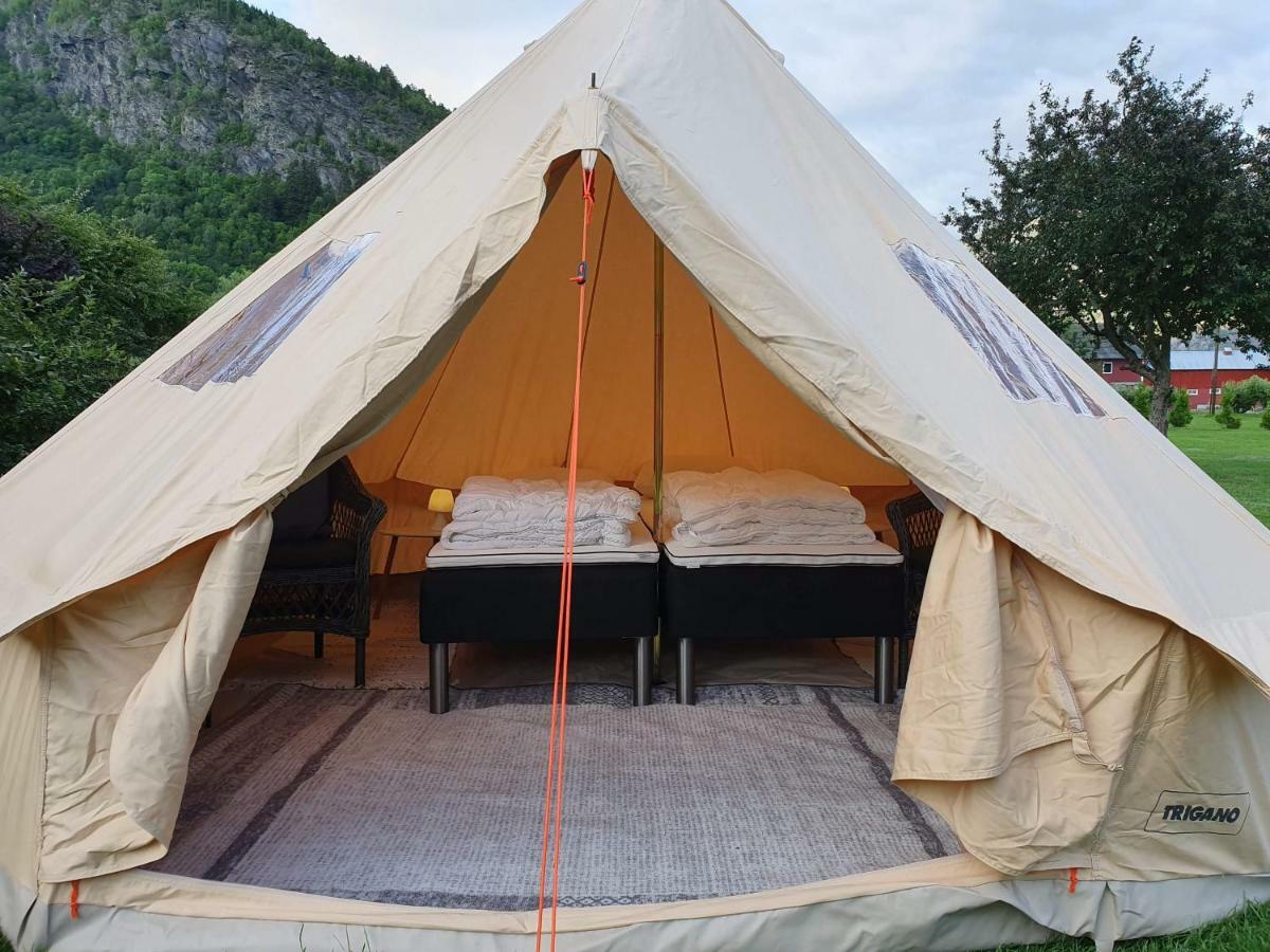 Dalsoren Camping Og Hytter Luster Buitenkant foto